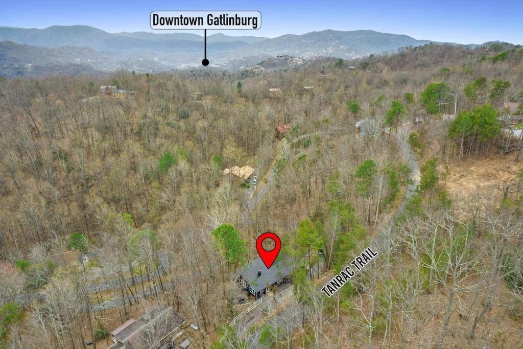 New! Modern Cabin With Two Decks, Bar & Game Room! Gatlinburg Luaran gambar